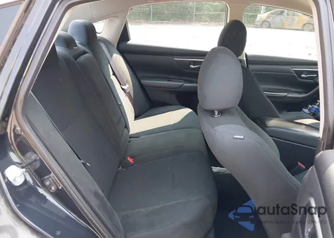 2015 Nissan Altima 2.5 S z USA, uszkodzony, nr VIN 1N4AL3AP7FN902090